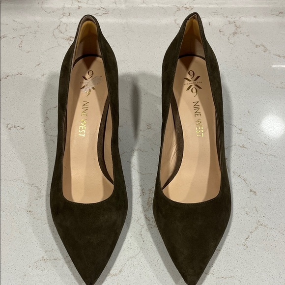 Nine West Dark Olive Green Suede Heels - Picture 5 of 7